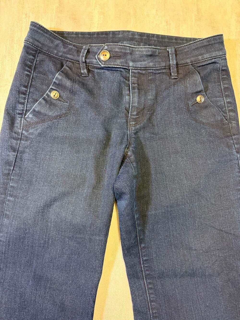 Anthropologie‎ Pilcro Dark Wash Button-Front Flare Jeans - Picture 3 of 6